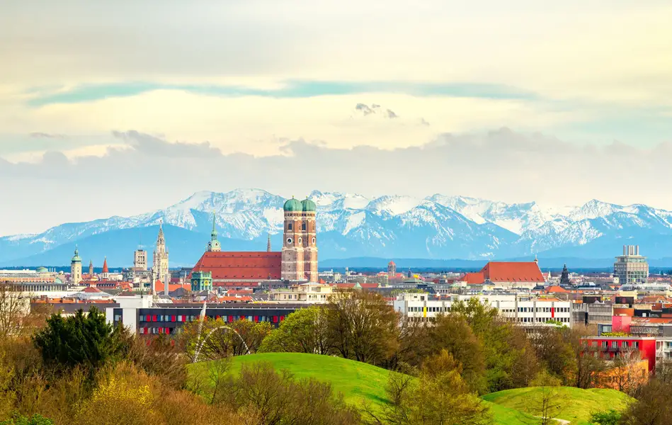 München und die Alpen bei Föhn